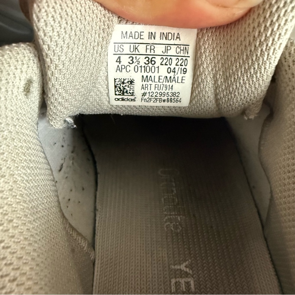 Adidas Yeezy pre-owned Boost 700 sz. 4 Men’s - Picture 7 of 14